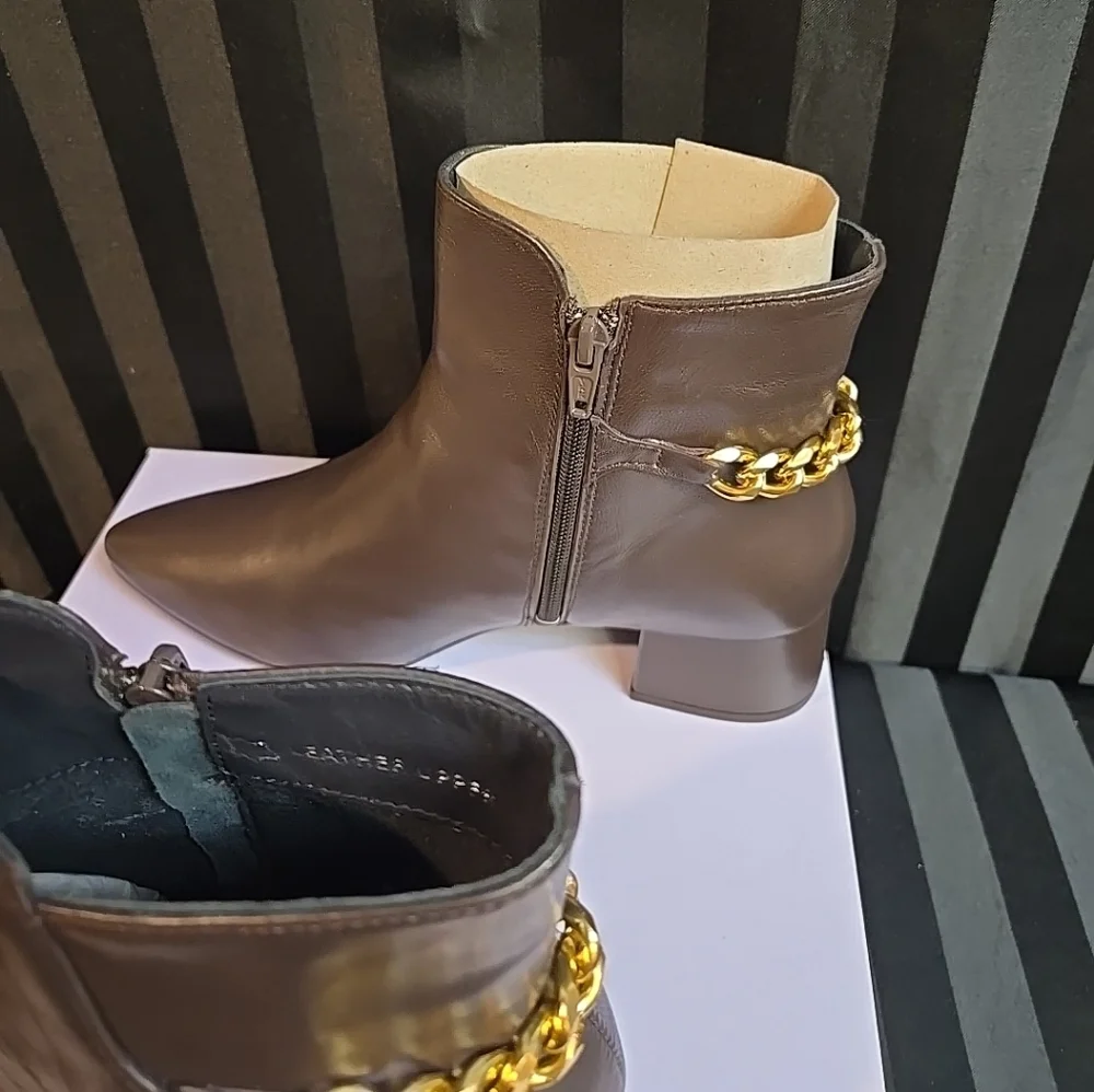Women EU 36 & 37 Eric Michael Turin Cordero Brown Chain Accent Leather Zip Boots - Picture 12 of 16
